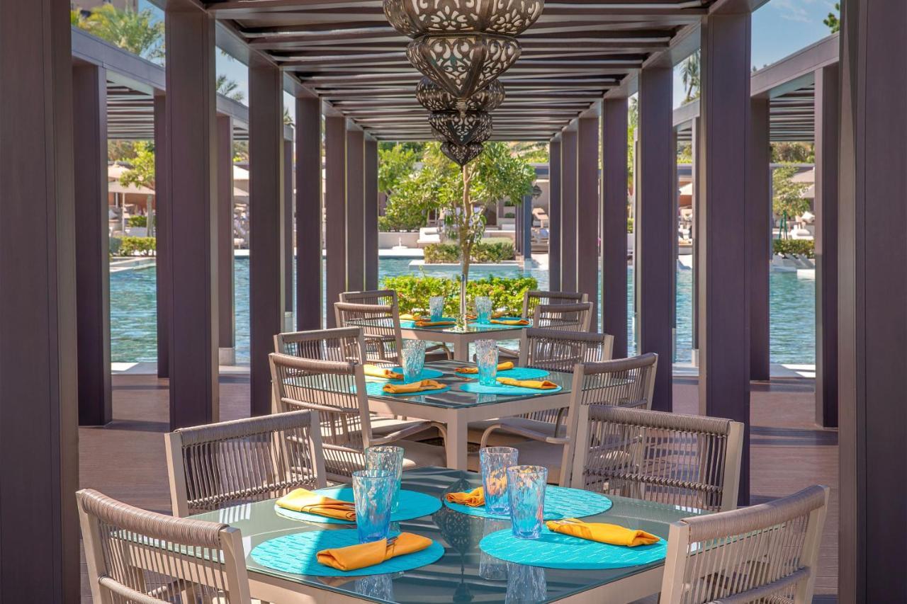 Готель W Маскат Екстер'єр фото The Beach Club